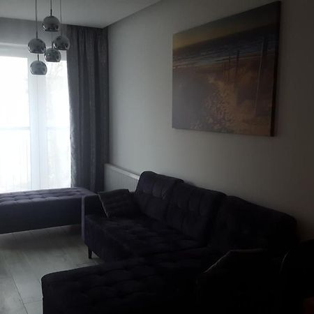 Apartament Skarbowa 2 & Parking Leszno  Eksteriør billede