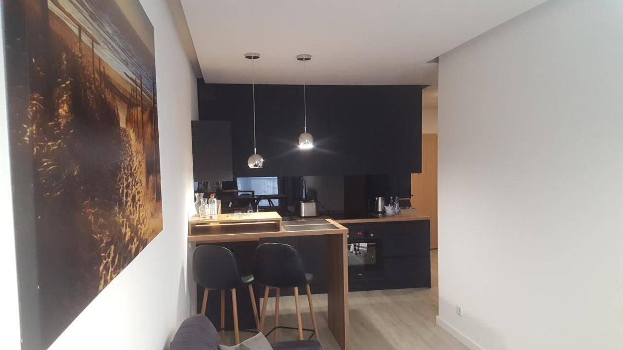 Apartament Skarbowa 2 & Parking Leszno  Eksteriør billede